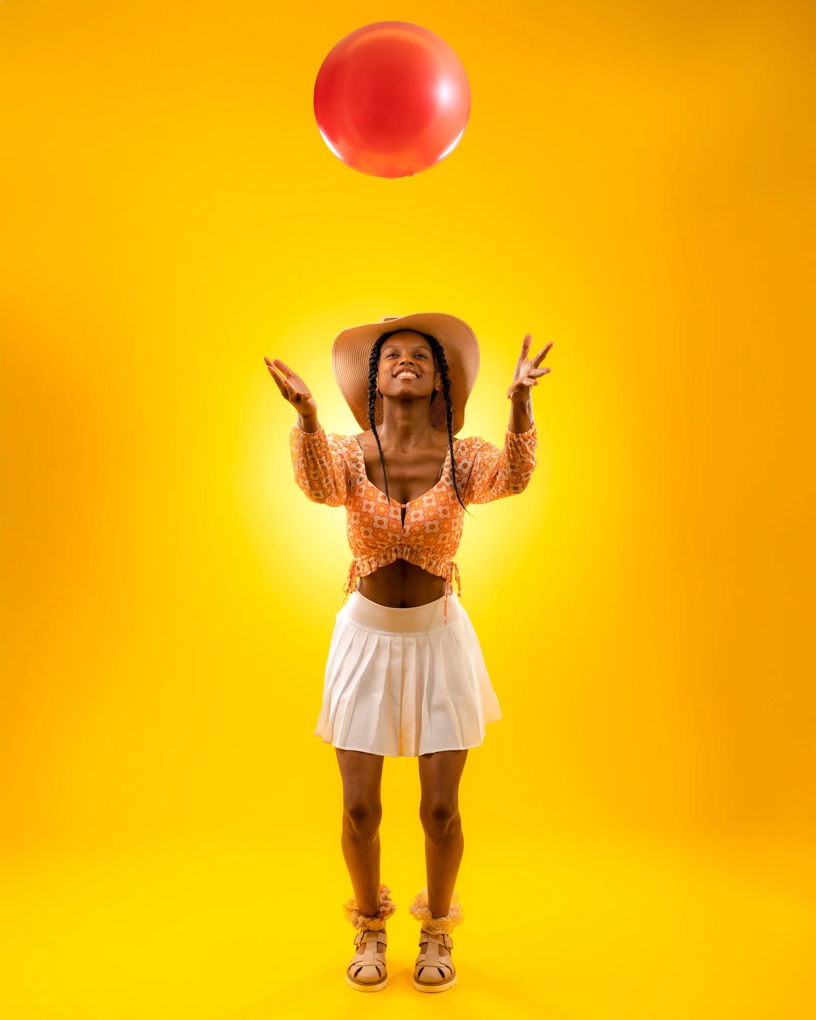 Lukendra Starlena Yellow photography by Jeff M. Burt